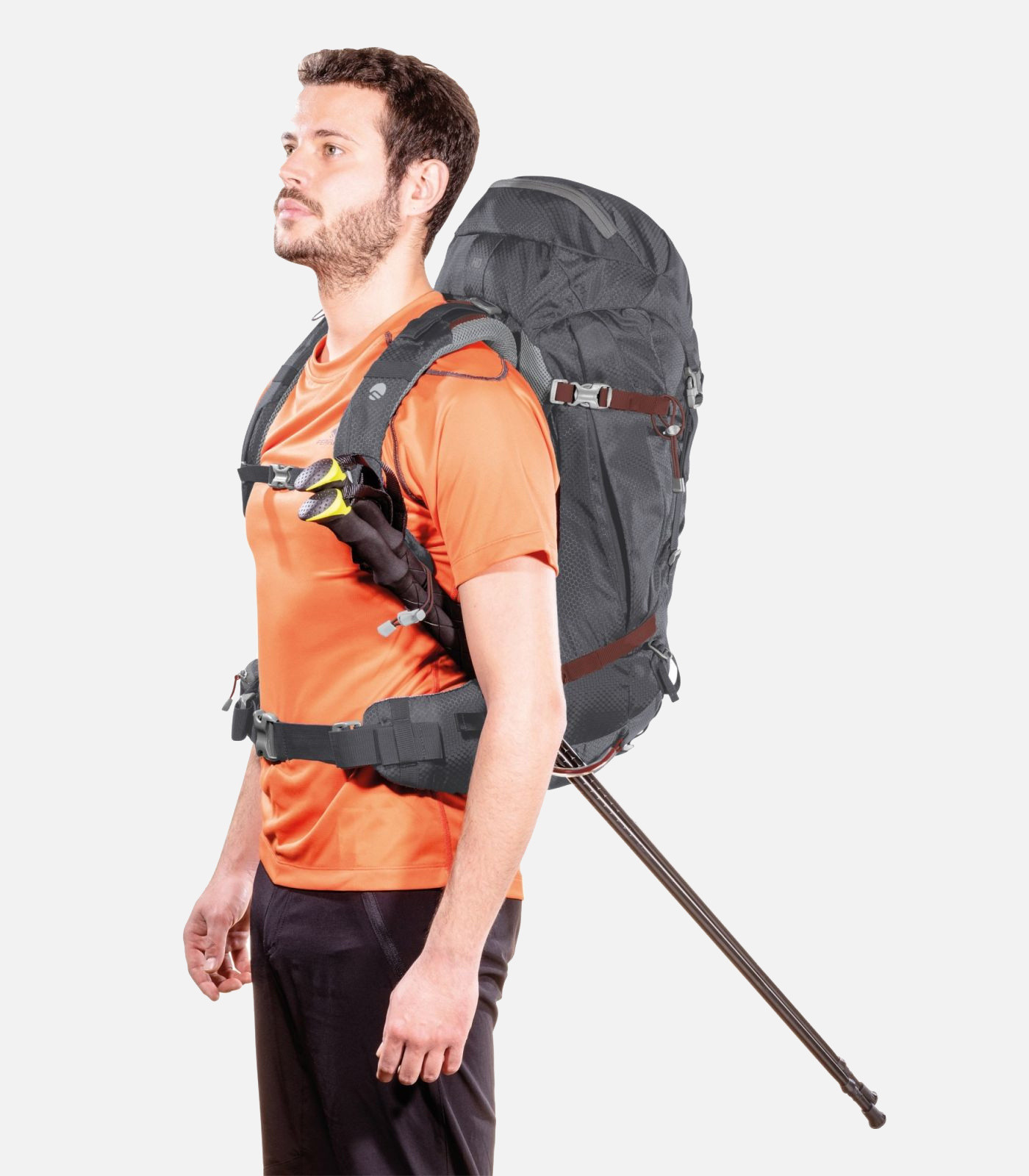 Mochila FERRINO para trekking de larga distancia con respaldo de malla