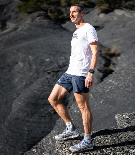 Camiseta técnica ultraligera y plegable