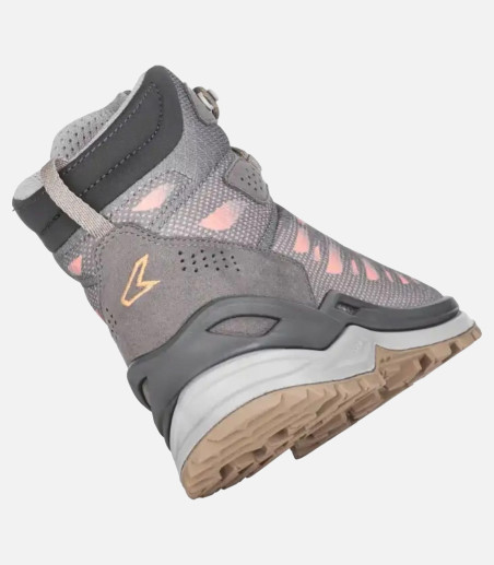 Chaussures tige mid rando LOWA