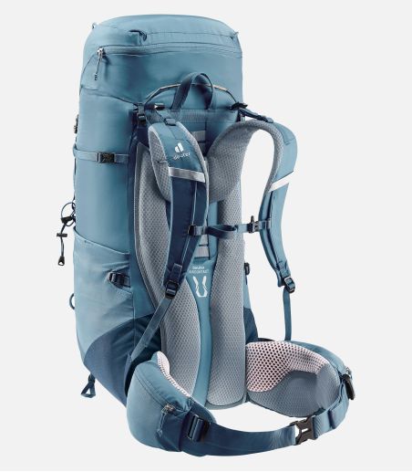Mochila de senderismo Deuter de la línea AIRCONTACT LITE.