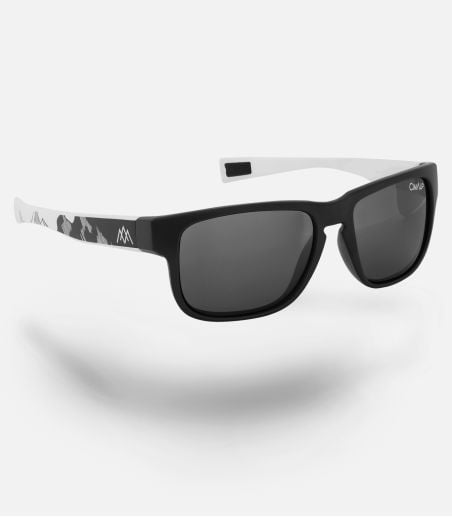 Sonnenbrille mit polarisierten Gläsern