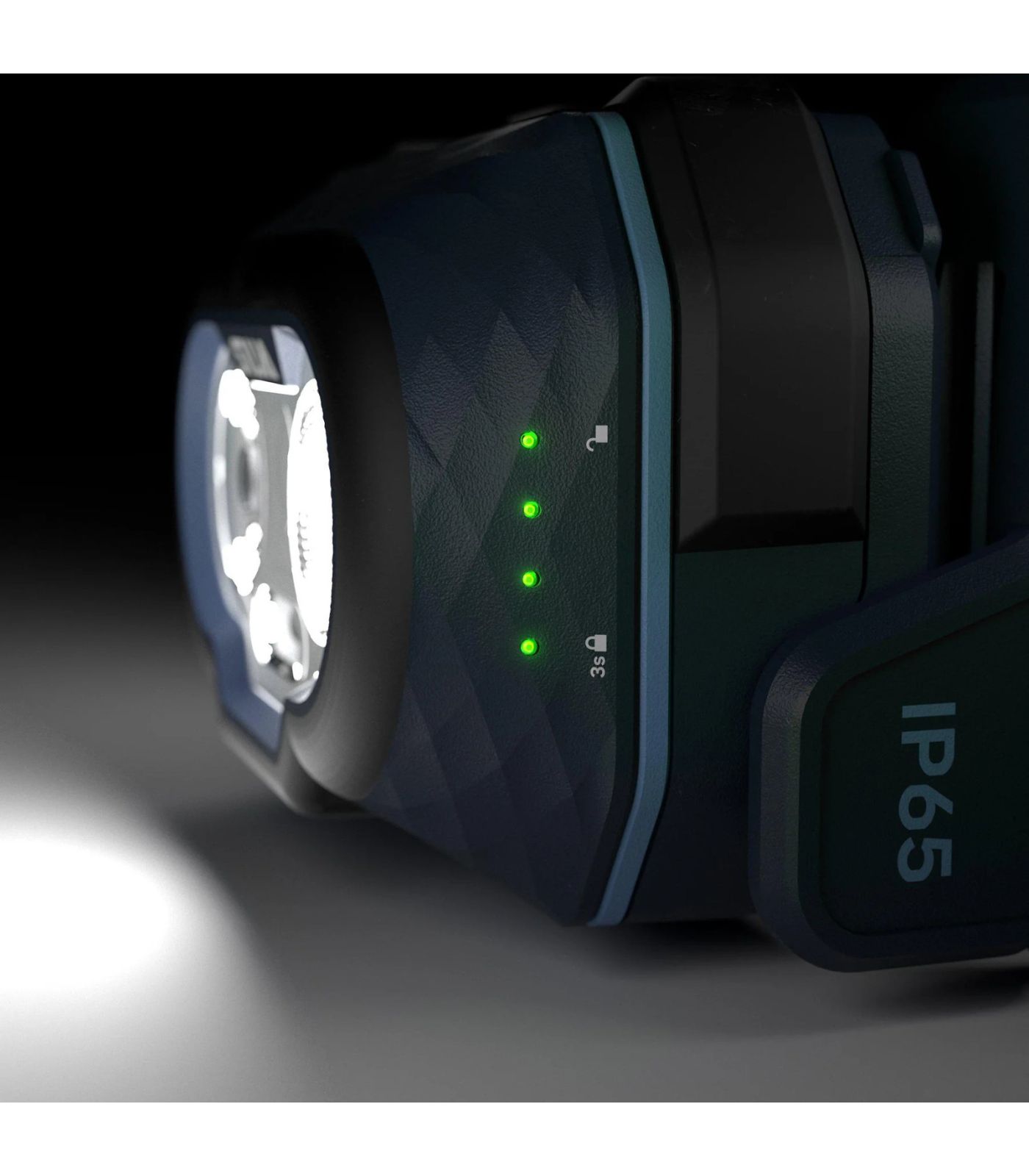 Linterna frontal de senderismo y trekking SILVA.