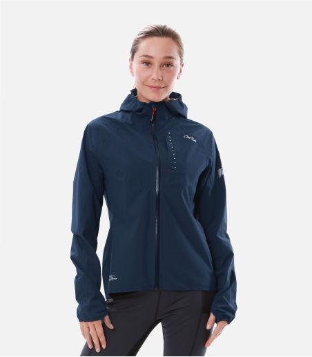 Chaqueta de trail running impermeable y transpirable