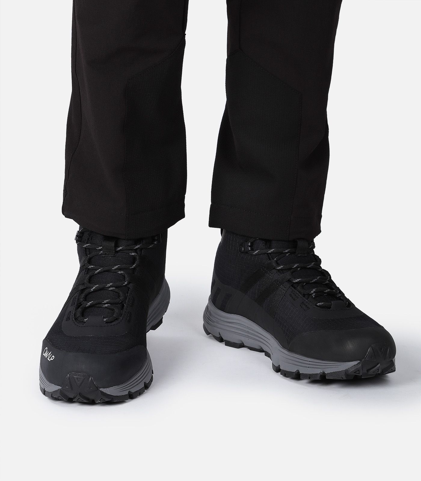 All-season Hiking shoes - Ultrashell membrane & Vibram outsole