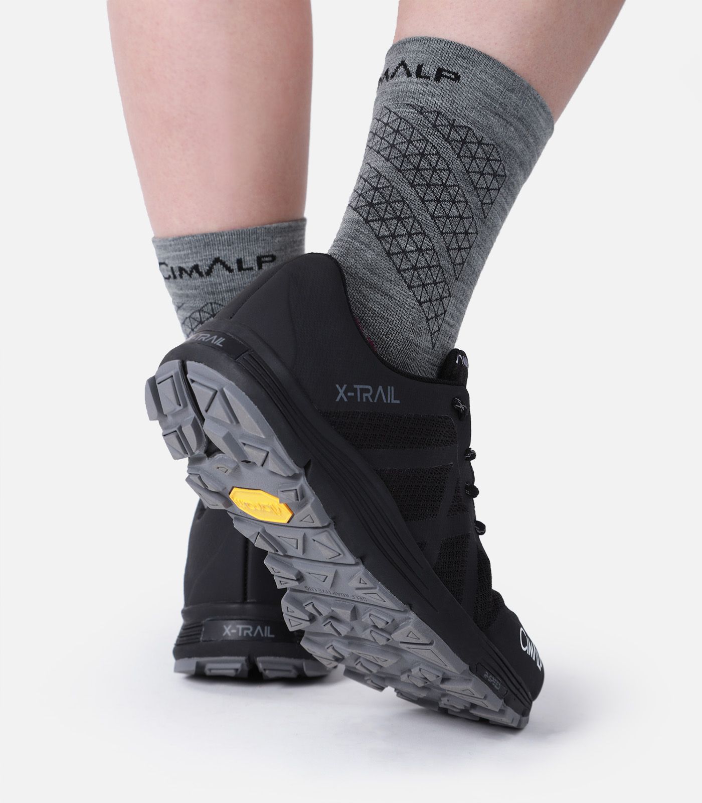 Zapatillas de trail running ligeras y dinámicas VIBRAM® XST