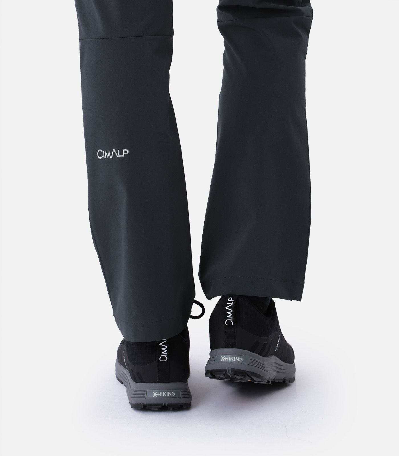 Pantalón de senderismo ligero y elástico