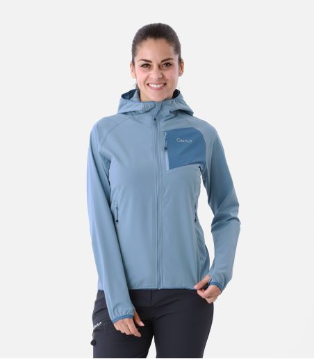 Chaqueta cortaviento y elástica