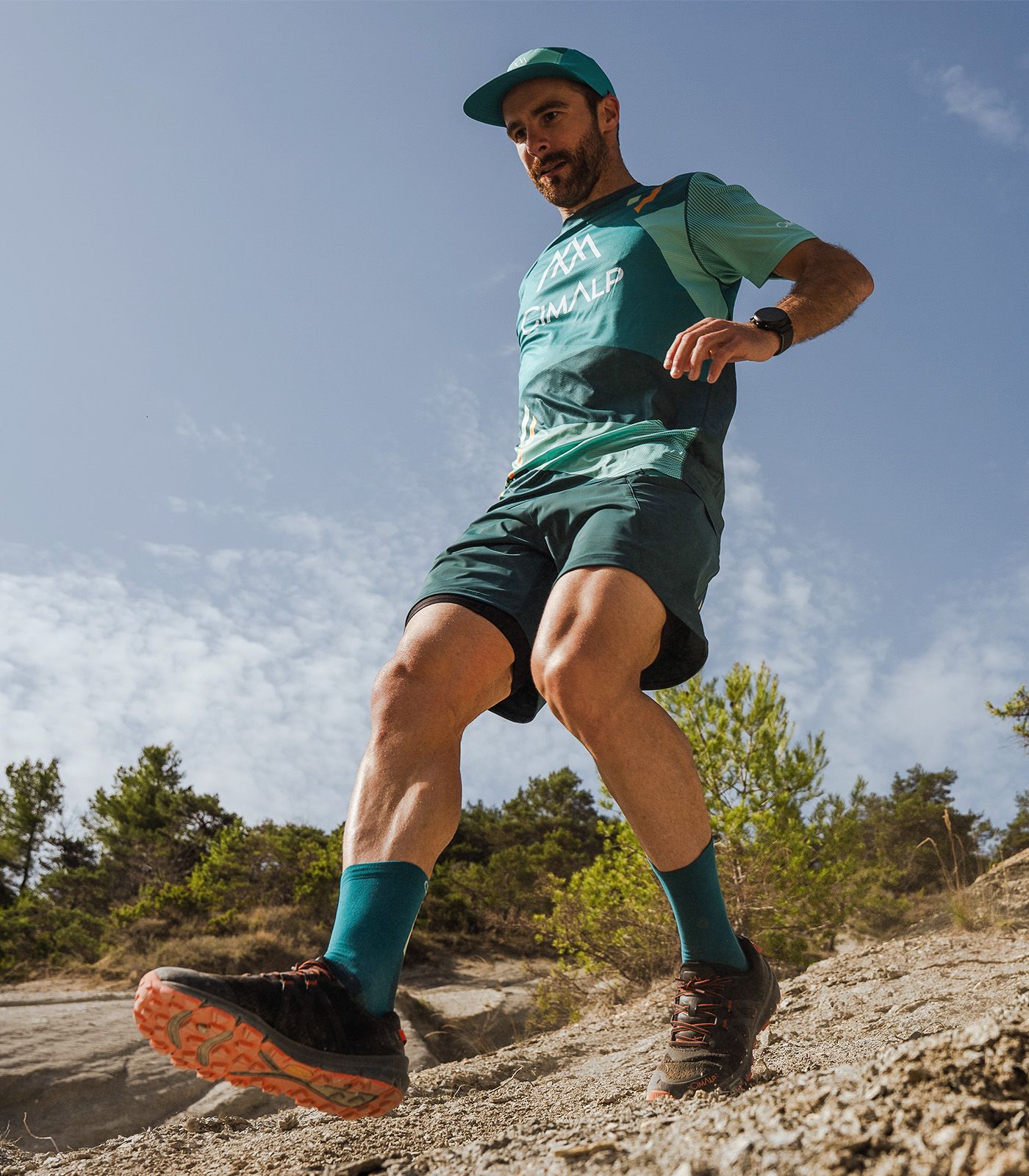 Short de trail avec ceinture multi-poches