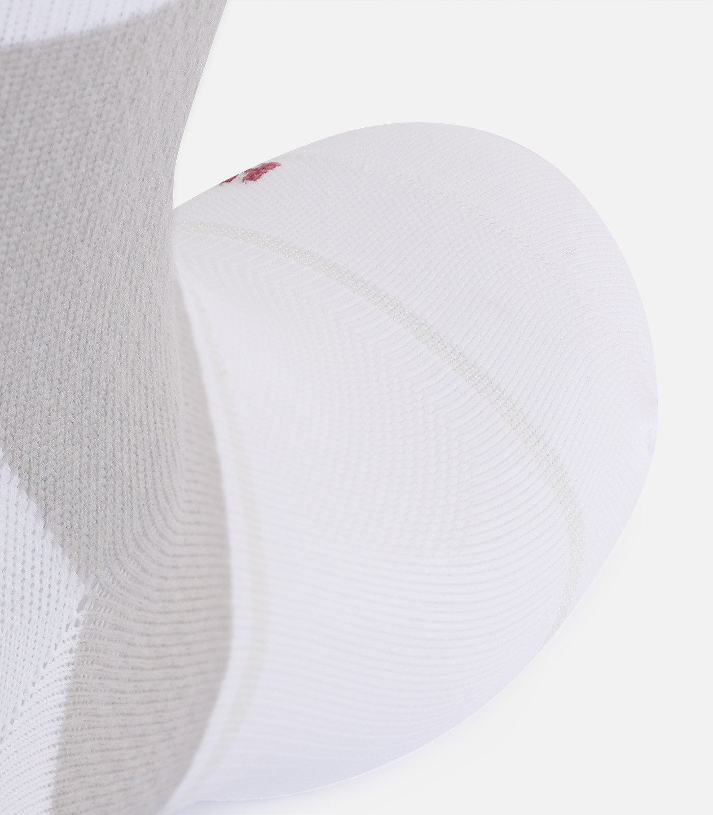 Technical and lightweight trail running socks | SPEED