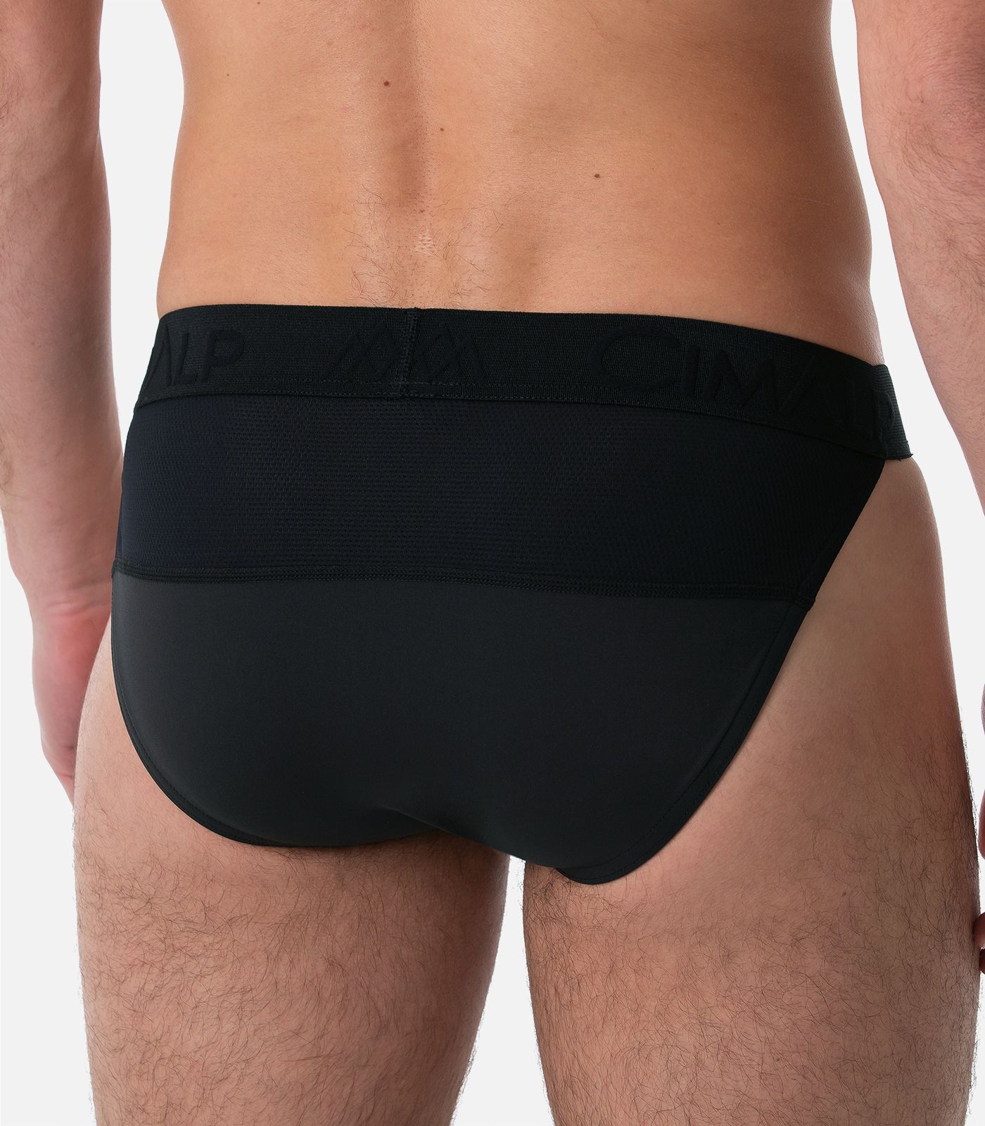 Ropa interior transpirable e inodora