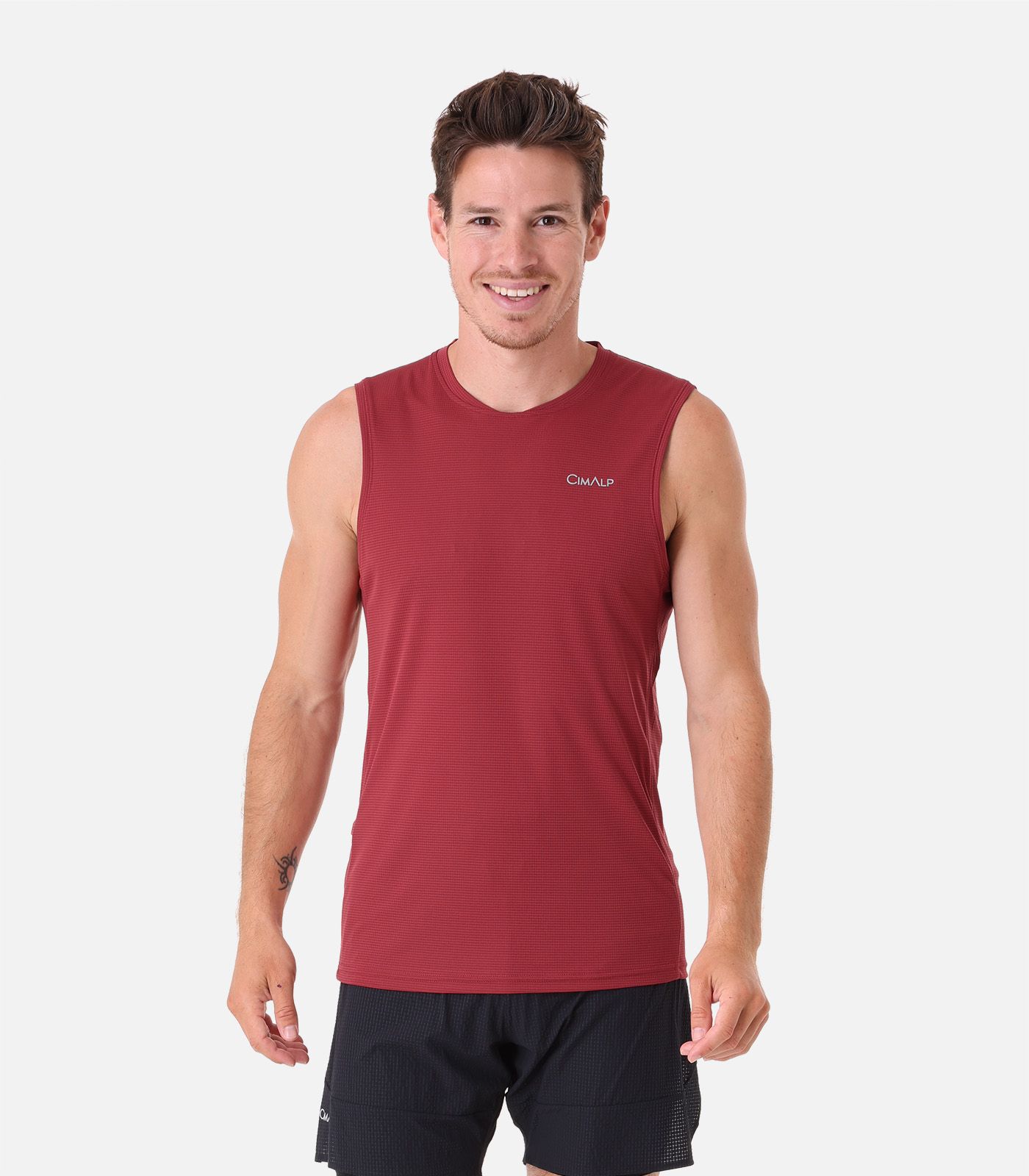 Camiseta de tirantes técnica ultraligera y compactable