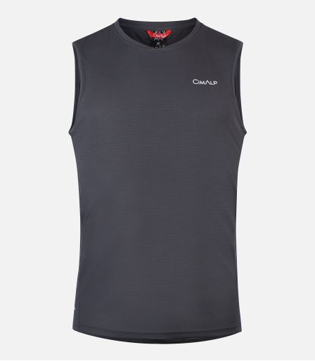 Camiseta de tirantes técnica ultraligera y compactable