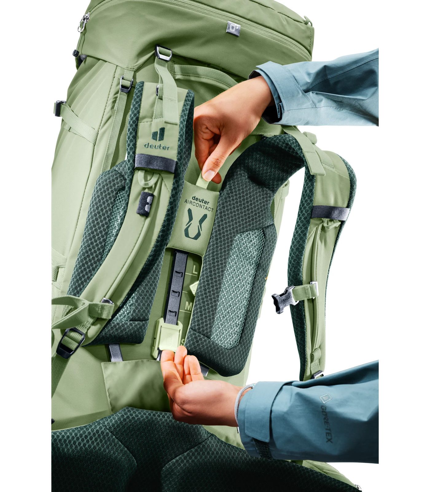 Mochila de senderismo DEUTER.