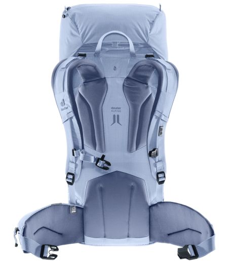 Su mochila de alpinismo DEUTER.