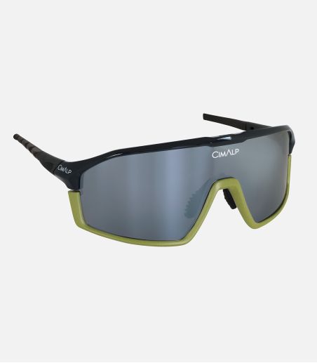Gafas de sol deportivas versátiles 